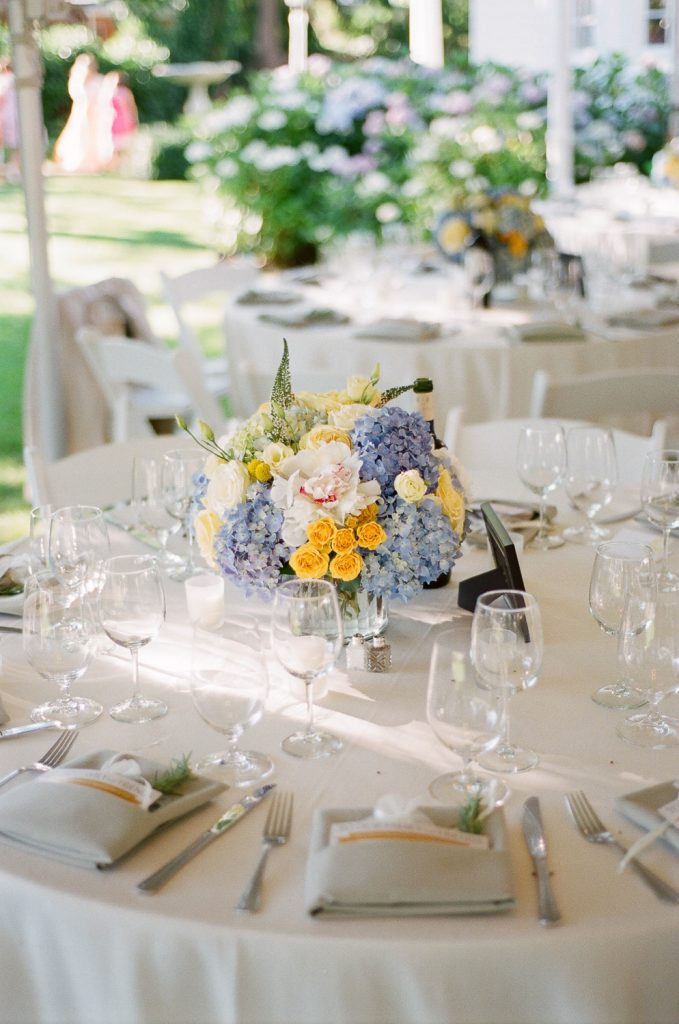 hamptons wedding reception table decor