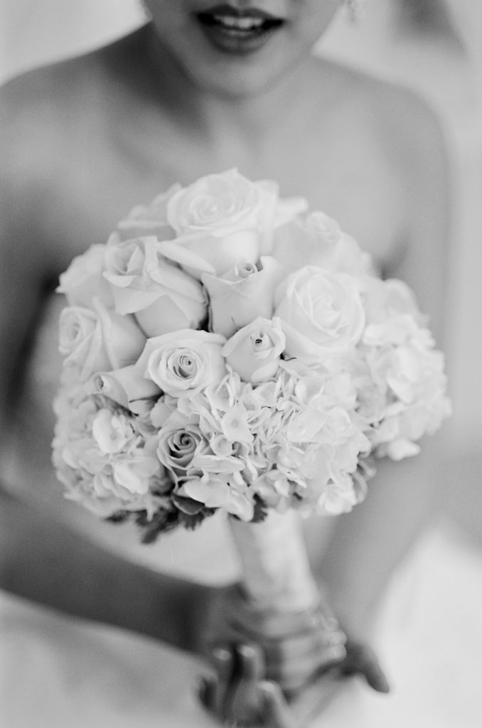 bw photo bridal bouquet